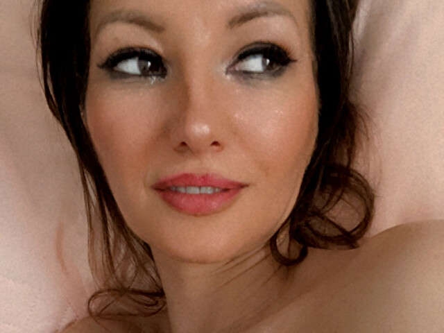 SWEETARIANA free sexy photo