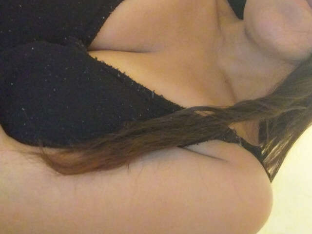 MELANYHOT free hard sexy photo