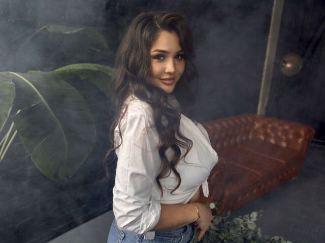 DIAMONDLUNA free sexy photo