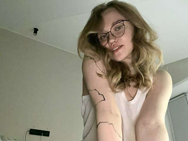 DEARPRINCESS free sexy photo