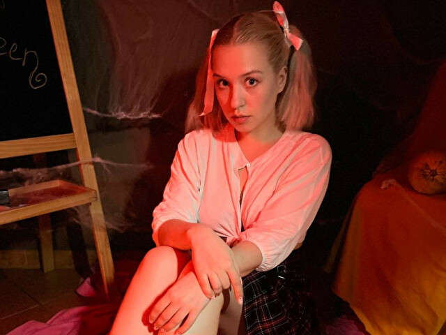 BETTYMOON free sexy photo