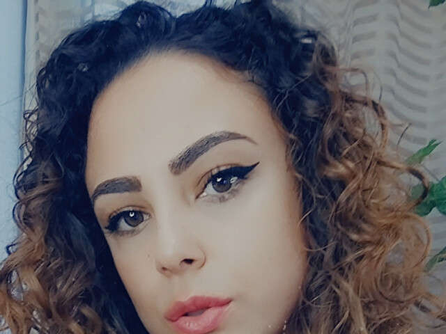 CURLYPRETTY free hard sexy photo