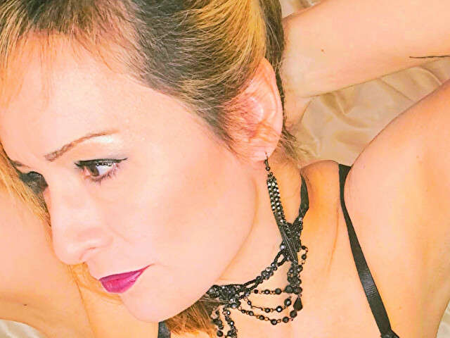 CINDYCOQUINE free sexy photo