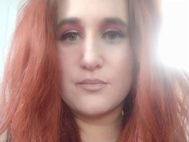 HOTWIFERUBY free sexy photo