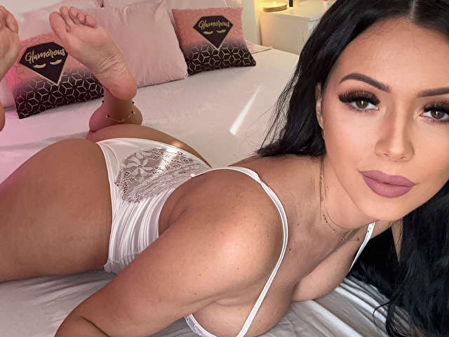 NADEEN free sexy photo