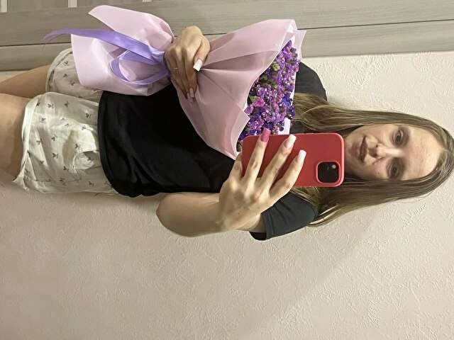 QUEENKATRIN free sexy photo
