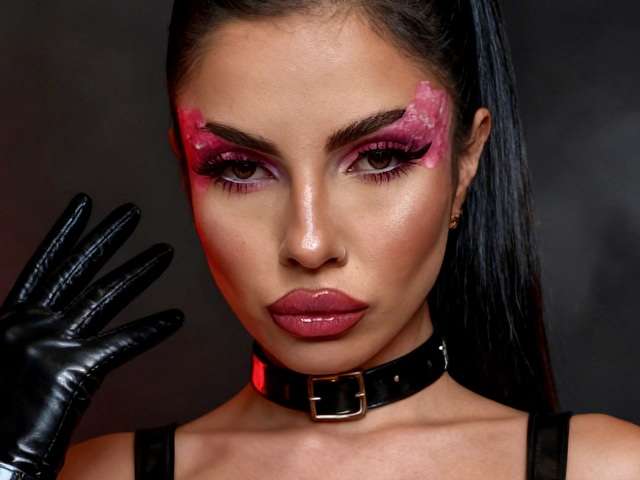 FIERCEFOX free sexy photo