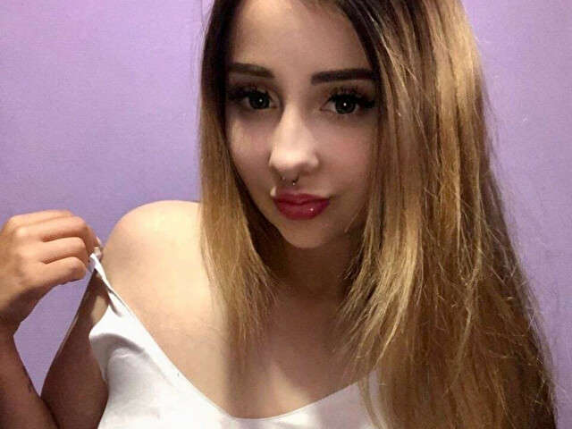 VIKTORY free sexy photo