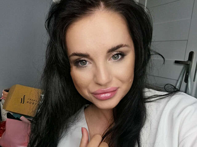 ALEXMILKTITS free sexy photo