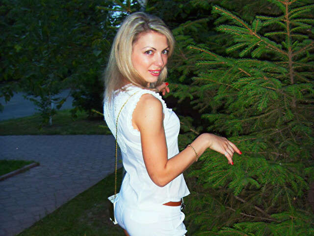 ALMAZ free sexy photo