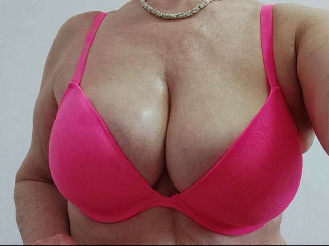 LUCYSI free sexy photo