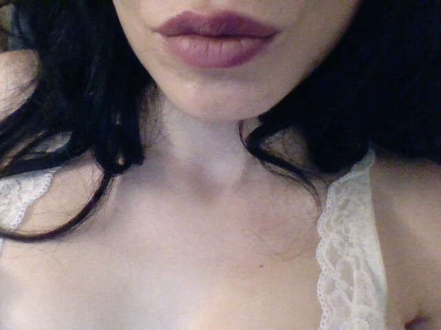 GRETYJUNE free sexy photo