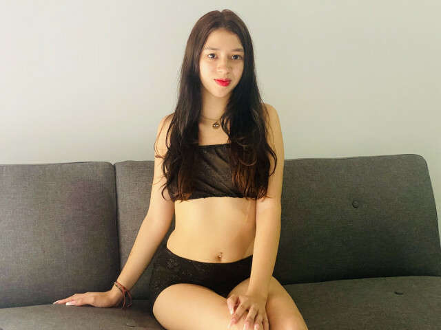 NATYGALEANO free sexy photo
