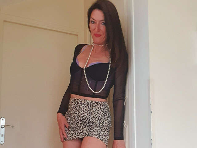 PAULINEHOT free hard sexy photo