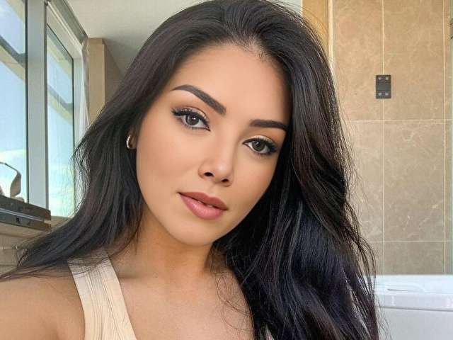 NATALIECRUZ free sexy photo