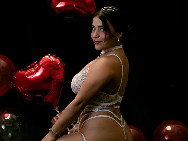 CHIKYLORENS free sexy photo