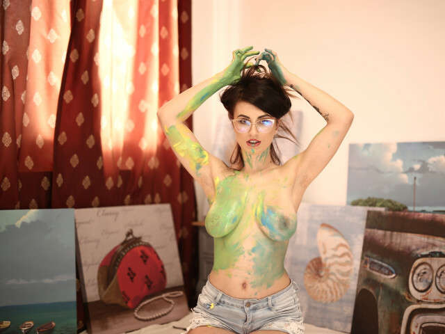 TRACYI free hard sexy photo