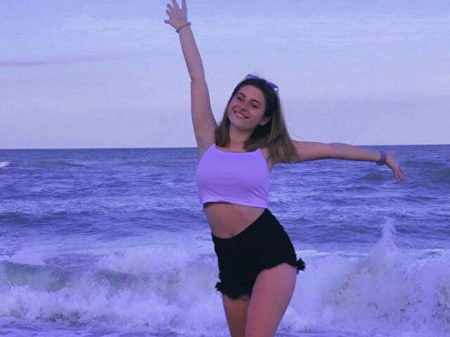 ELINKA free sexy photo