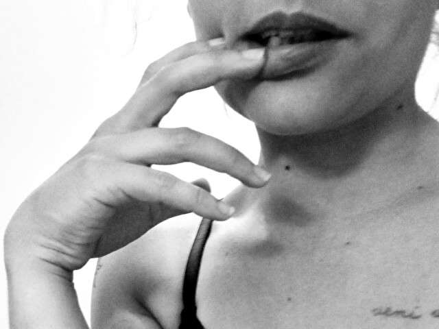 PUSY free sexy photo