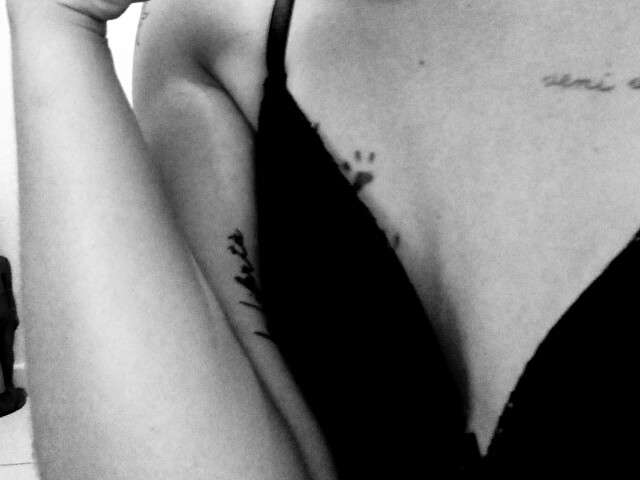PUSY free sexy photo