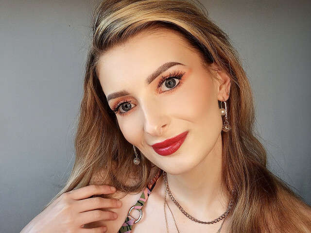 HOTMIRRA free sexy photo