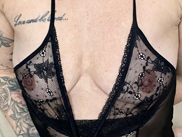 CARLABELLA free hard sexy photo