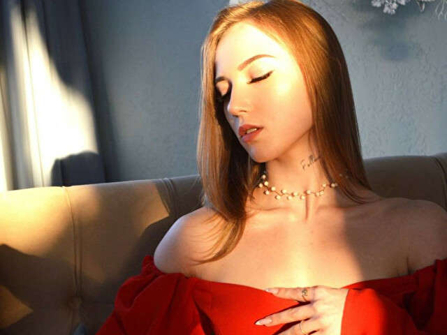 EVELINAMOOR free sexy photo