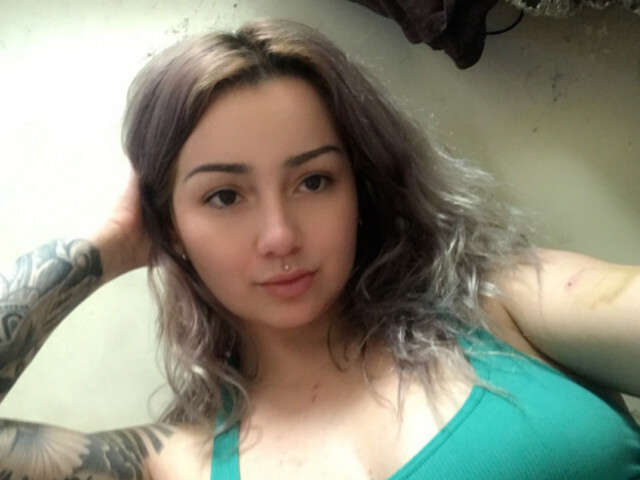 DANIIBANDS free sexy photo