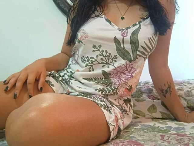 GENESISS free sexy photo