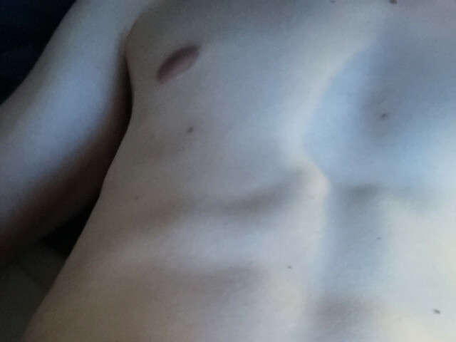 HORNYBOY2002 free sexy photo