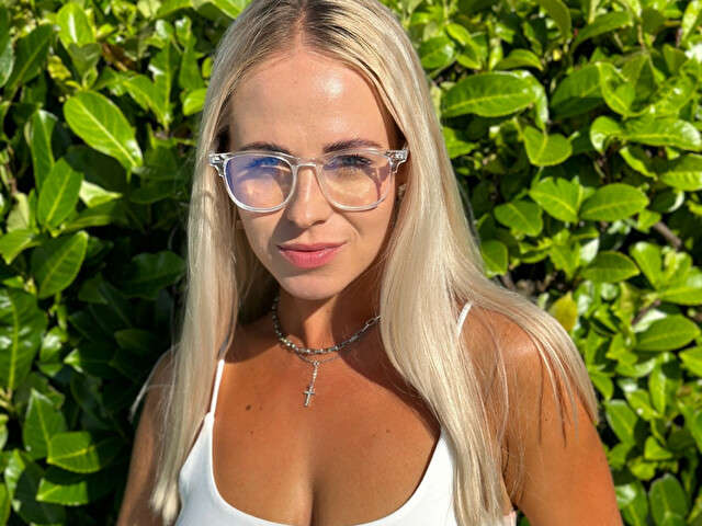 ALICESPORT25 free sexy photo