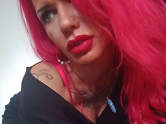 EXOTICHAILEY free sexy photo