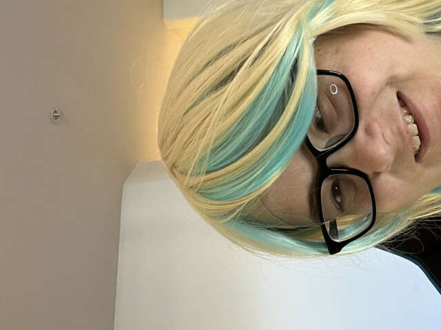 CALIEBEAR free sexy photo