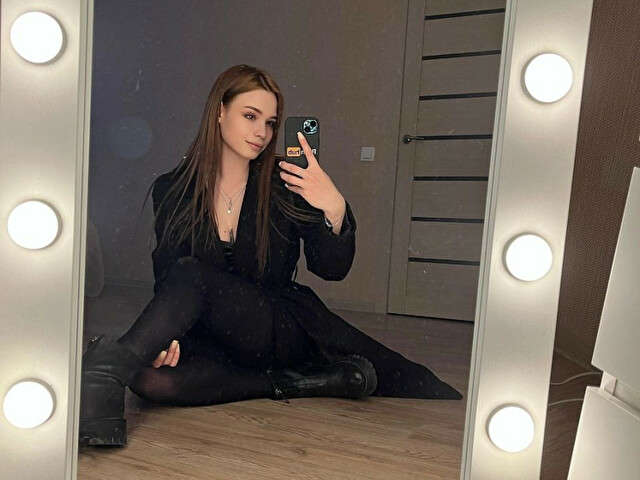 KIRALUXURY free sexy photo