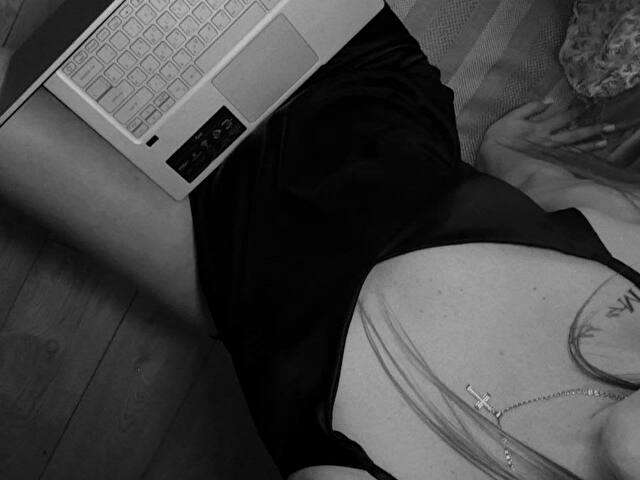 LOVEFORYOU free sexy photo