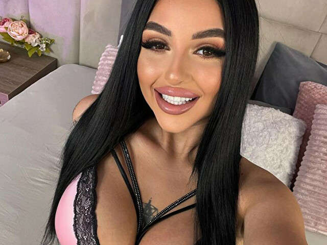 ANGELINAYVES free sexy photo