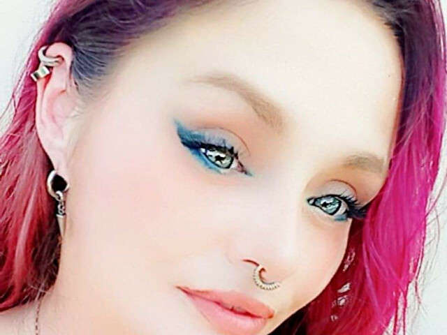 ROXYMAE free sexy photo