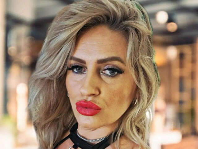 ADELELORDS free sexy photo