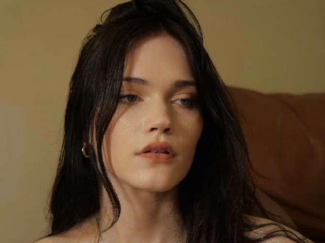 LATONI free sexy photo