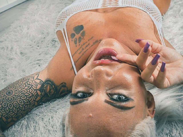 MIRAS free hard sexy photo