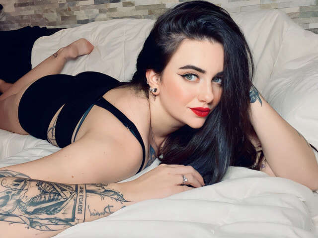 LITTLECHARLY free sexy photo