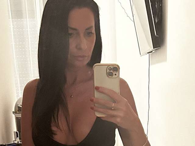 LUXBIANCA free sexy photo