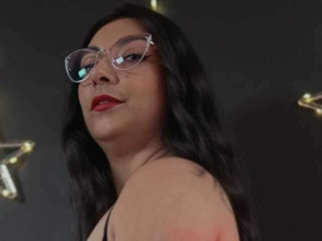 KARLAH free sexy photo