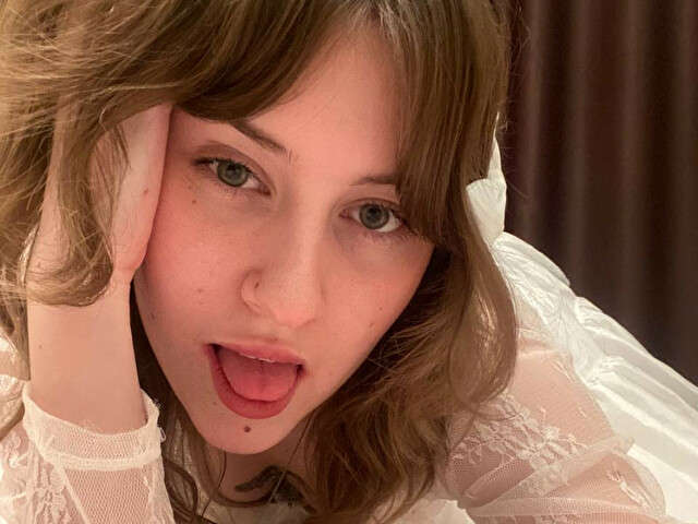 YUMMYPOLLY free sexy photo