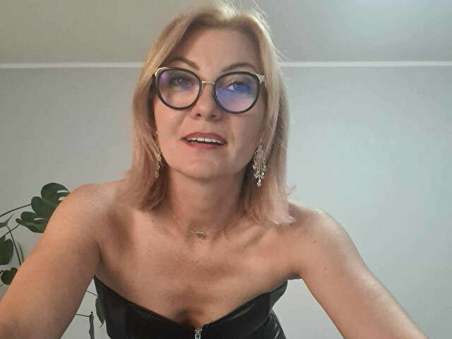 MARTHATEACH free sexy photo
