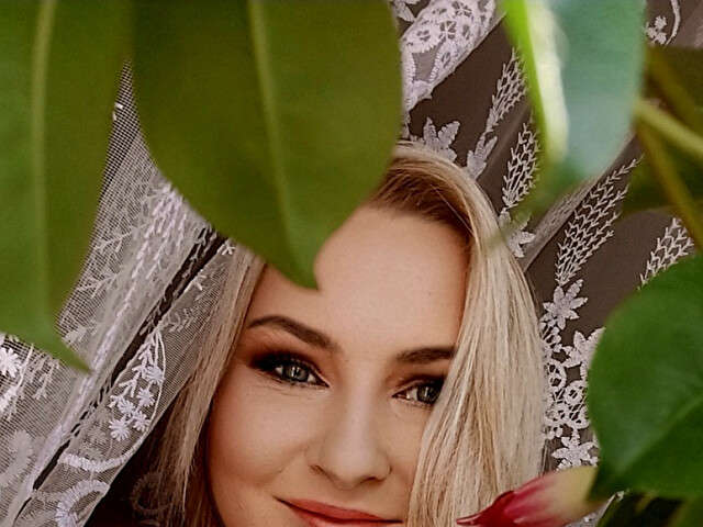 SEXYLADYB03 free sexy photo