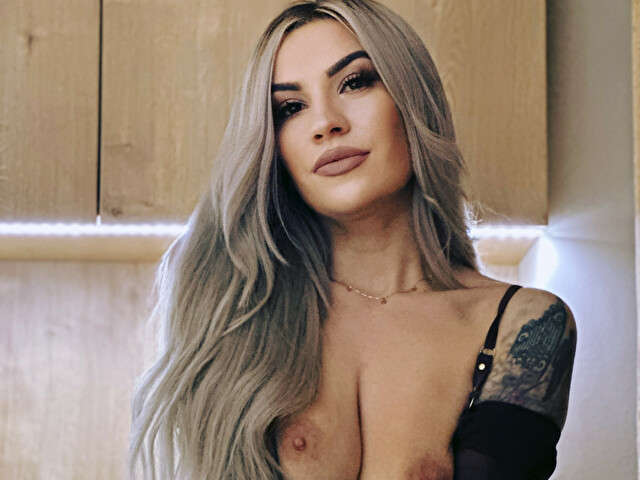 ZOEYMARIE free hard sexy photo