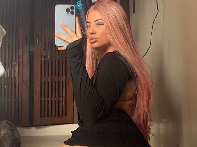 NINAPEREZ free sexy photo