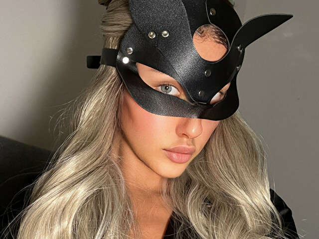 NINAPEREZ free sexy photo