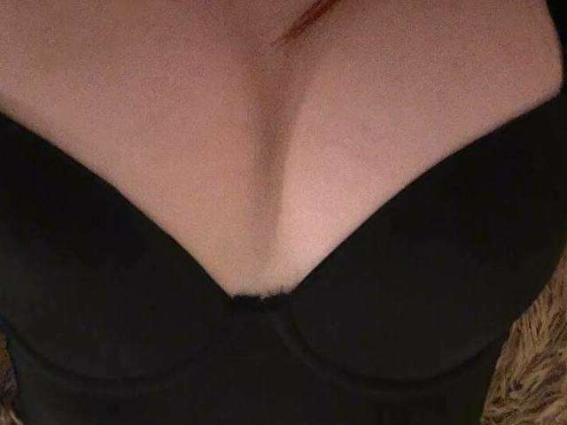 MENCIALOVE free sexy photo